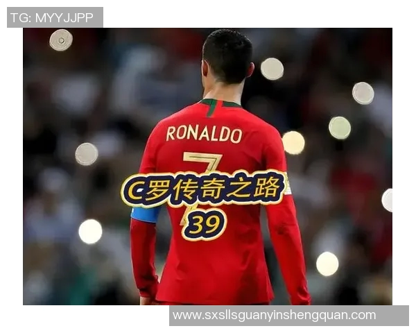 白色足球明星8号的传奇之路与辉煌成就解析