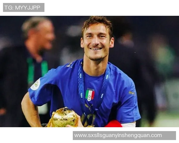 托蒂退役引发足球界震动天下足球见证传奇生涯的终章与新篇 托蒂退役引发足球界震动天下足球见证传奇生涯的终章与新篇